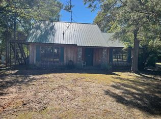 4 Andrea Ln, Greers Ferry, AR 72067