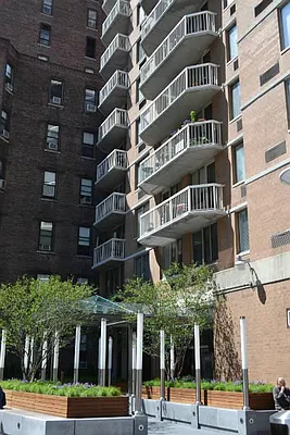 Rented by Level Group | media 10