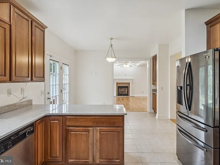 9818 Lyons Mill Rd — Photo 14