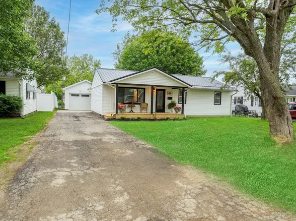 1219 Vanderbilt Dr, Washington Court House, OH 43160