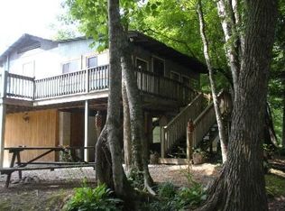 220 Hidden Valley Rd, Waynesboro, TN 38485