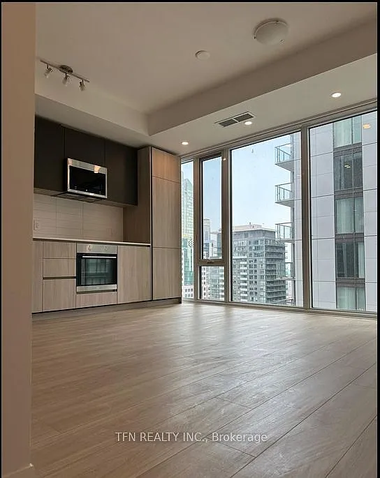 28 Widmer St #3021 photo 1