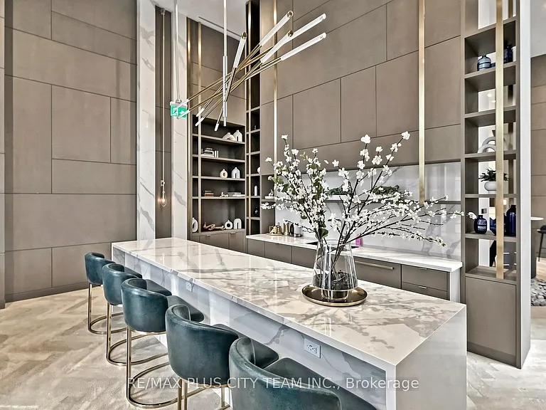 15 Holmes Ave #407 — Photo 33