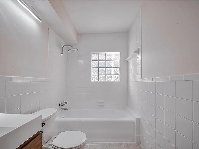 1614 Ridgewood St — Photo 20