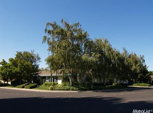 917 Foxcroft Ln, Modesto, CA 95355