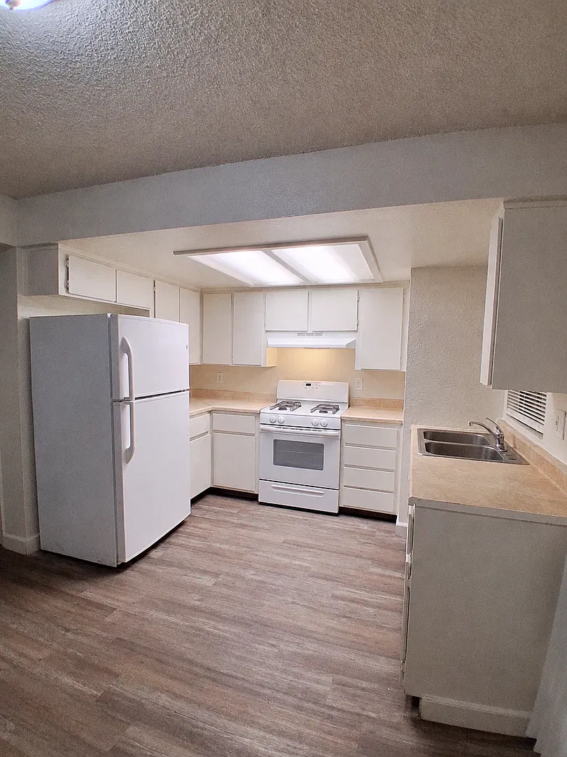 4841 E. Lane Ave. — Photo 3