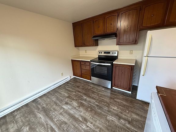 5th image of 1017 Ttereve Dr APT 2