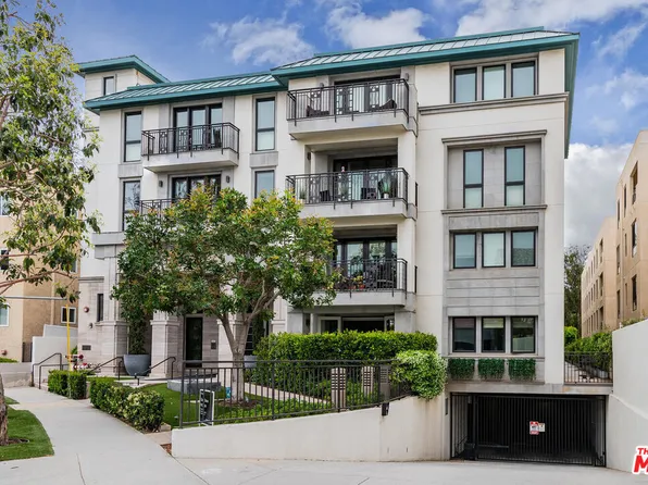 441 S Barrington Ave #104, Los Angeles, CA 90049