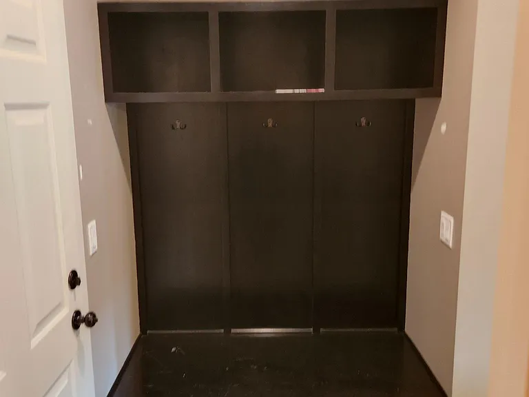 1526 Bristol St — Photo 13