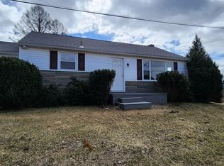 1896 Quaker State Rd, Montoursville, PA 17754