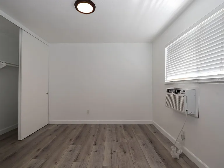 460 Vista Ave — Photo 18
