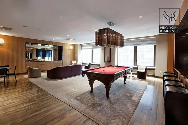 Rented by New York Residence | media 16
