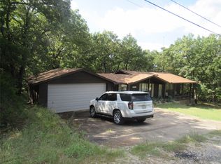 33 Queens Dr, Pottsboro, TX 75076