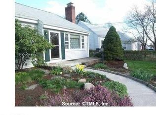 161 Dorrance St, Hamden, CT 06518