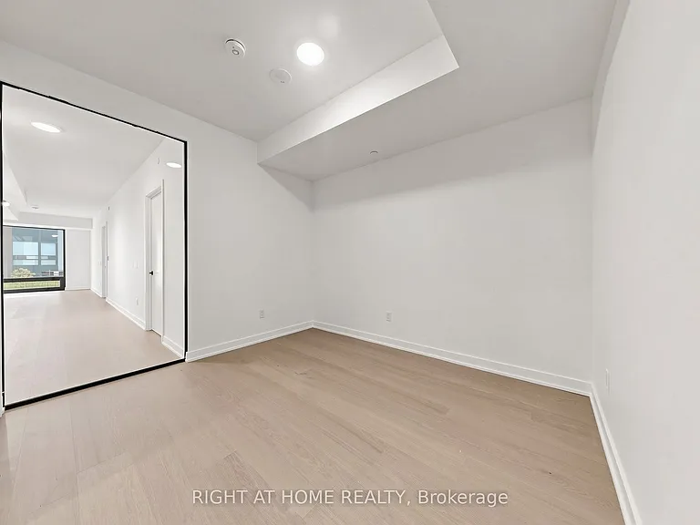 91 Montclair Ave #536 — Photo 30