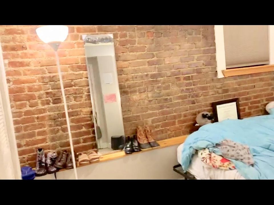 2nd image of 1070 Commonwealth Ave #21A