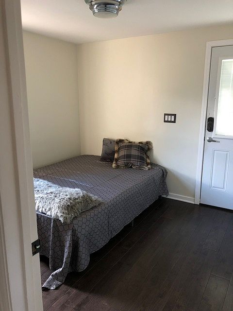 1st image of 3268 Elmwood Ave