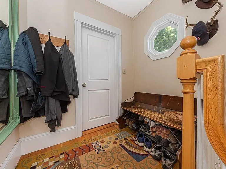 40 1/2 Oakland St #2 — Photo 13