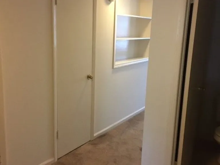 110 Ray Ave — Photo 3