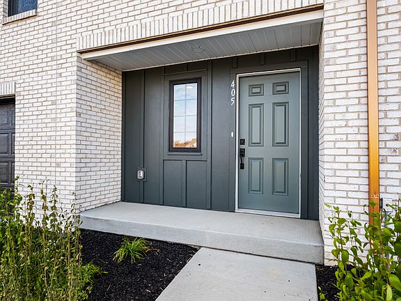5th image of 405 1/2 Cranford Way