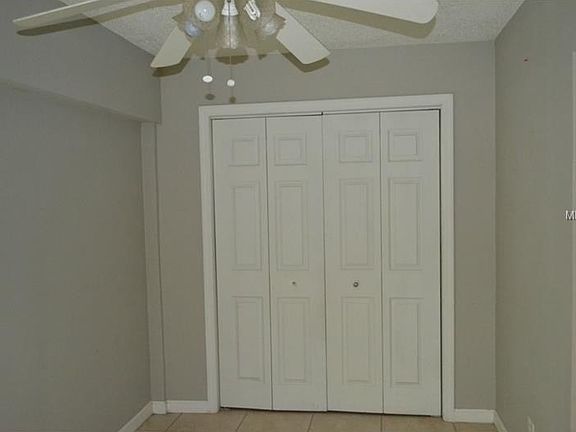 5th image of 113 N Mercury Ave Unit 113