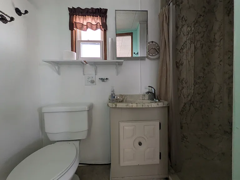 3328 Illinois Ave — Photo 15
