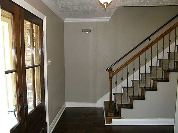 5th image of 2421 N Constance Ln