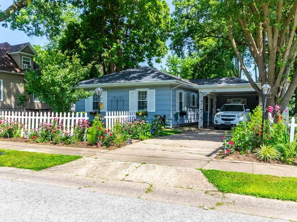 1205 Pollock Rd, Mexico, MO 65265