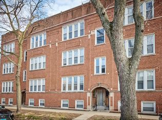 7211 N Damen Ave APT 3, Chicago, IL 60645