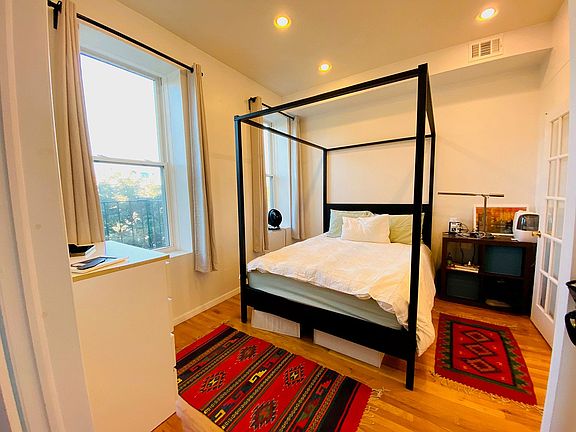 4th image of 512 E 119th St APT 3