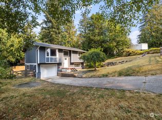 6975 E Cascade Dr, Pt Orchard, WA 98366