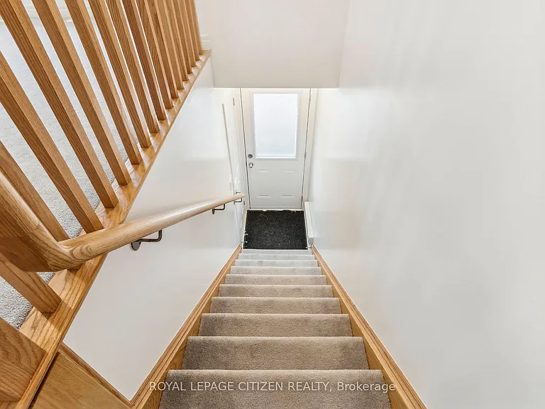 526 Whites Hill Ave #B — Photo 11