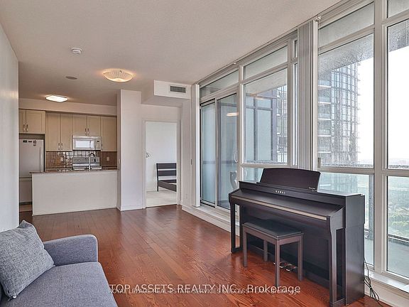 5th image of 4070 Confederation Pkwy #3009