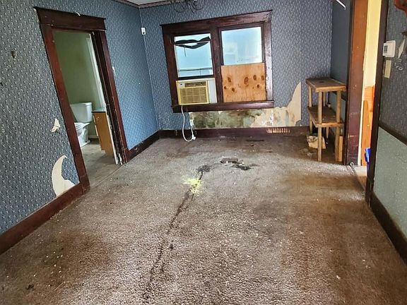 5th image of 406 N 8th St