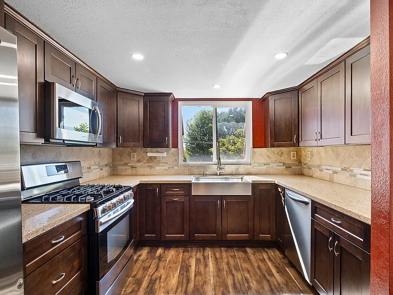2853 N Palm Ave #2 — Photo 8