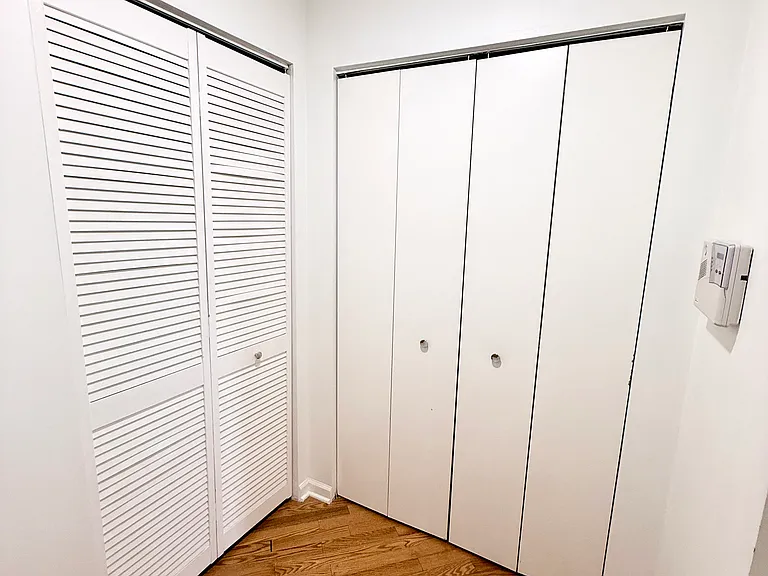 2317 W Wolfram St #413 — Photo 18