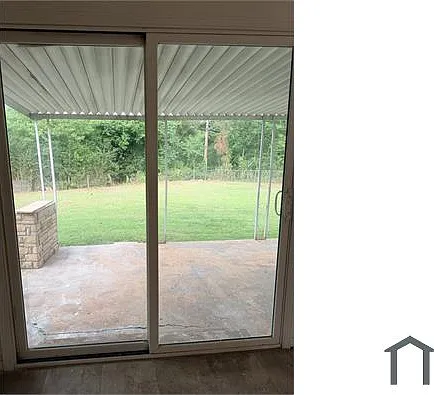 1320 S Locust Dr — Photo 19