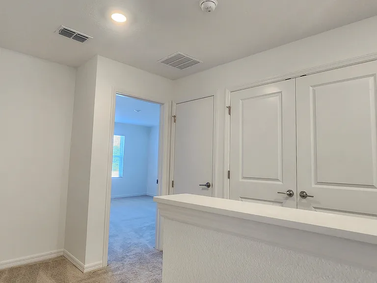 2136 Hallier Cv — Photo 23