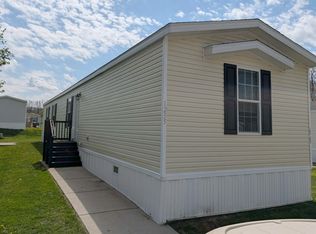 1255 Oakbrook W, Jackson, MI 49201