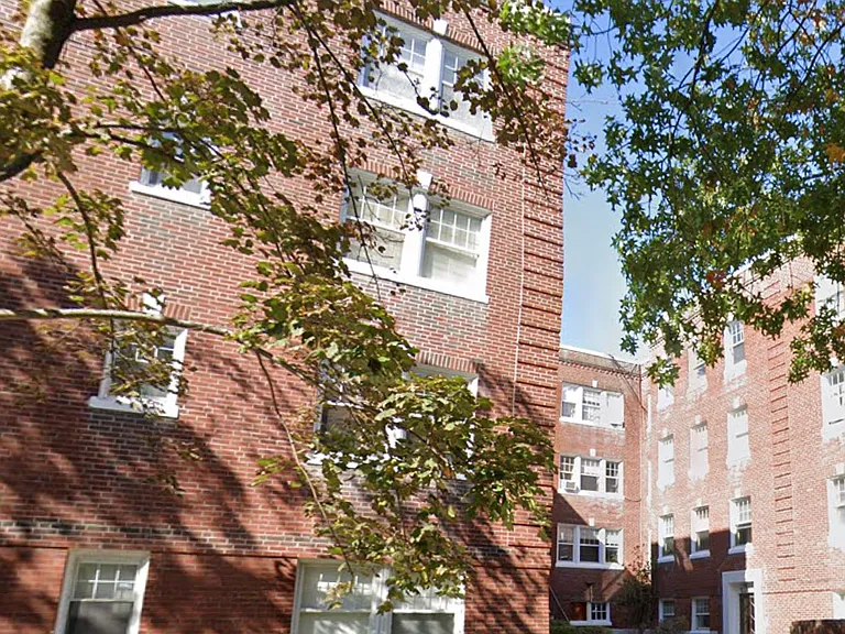 24 Fairbanks St #3 — Photo 1