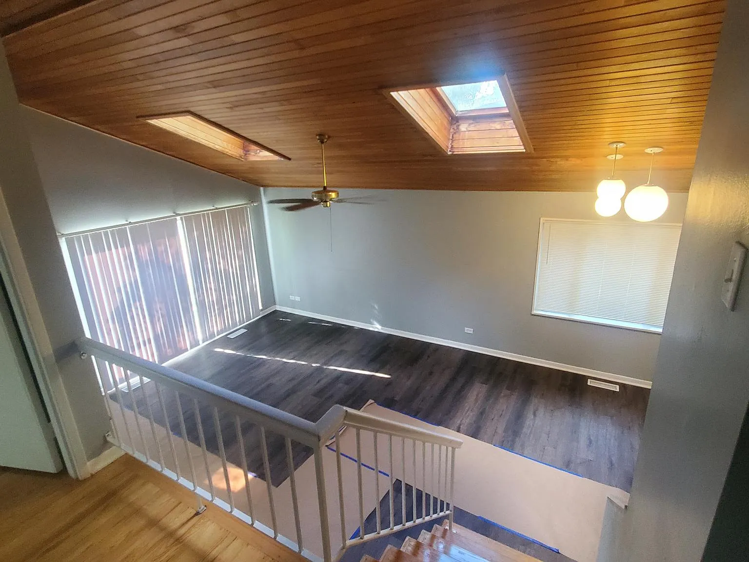 3 bed, 1588 sqft, $2,400 — Photo 1