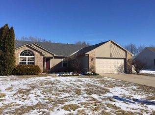 575 Clydesdale Ln, Bargersville, IN 46106