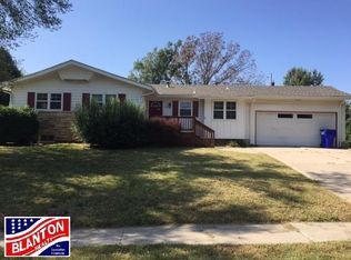 710 Countryside Rd, Junction City, KS 66441