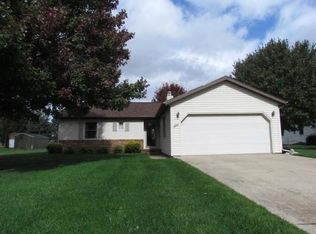 308 S Park Dr, Monticello, IN 47960