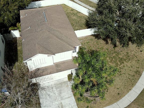3rd image of 10814 Wrigley Ct