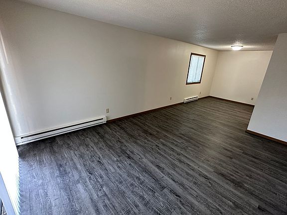 4th image of 2852 22nd Ave S #2876