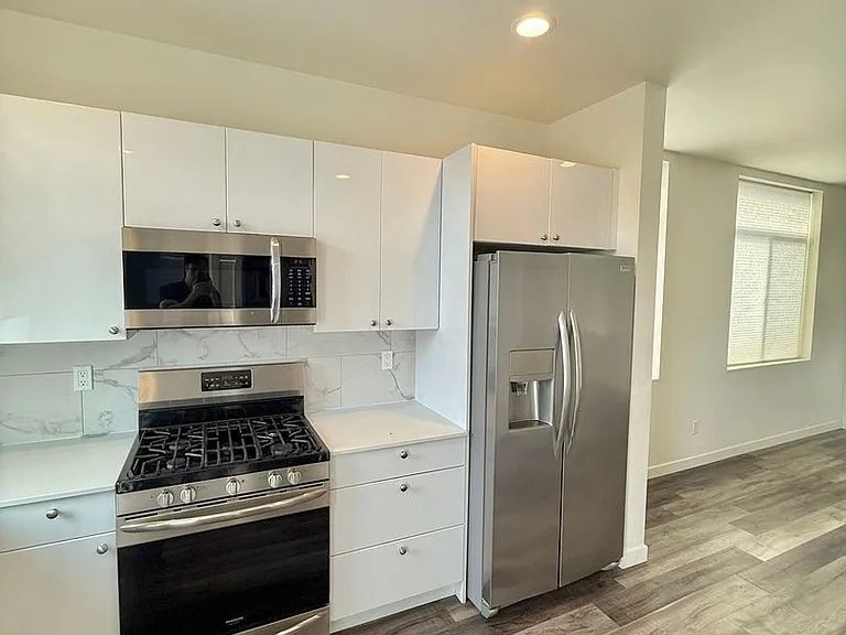 5203A Ravenna Ave NE — Photo 7