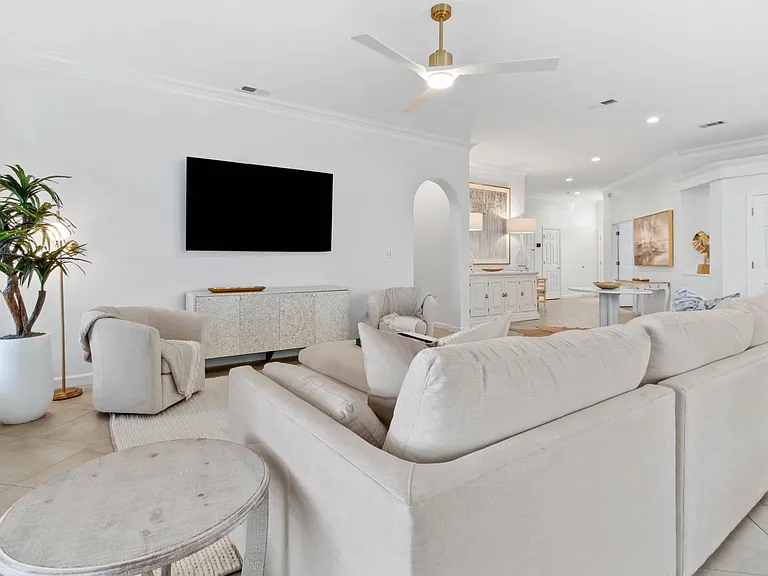 5280 Tivoli Dr — Photo 22