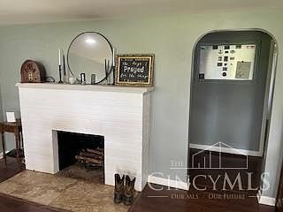 4th image of 4772 Booth Rd