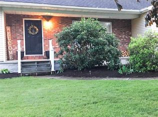 50 Lape Rd, Nassau, NY 12123